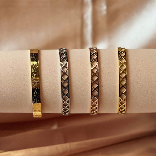 Bracelete de Aço Coleção Atena Flora IPG 8mm Ajustável