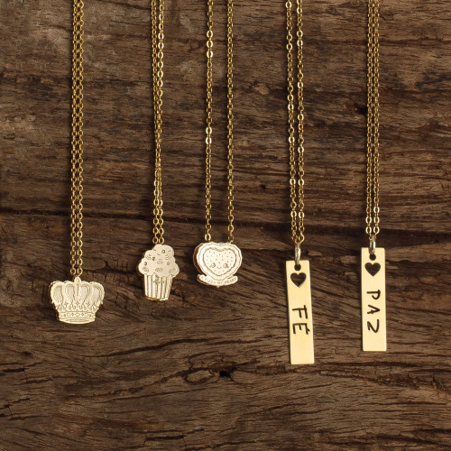 Pingente de Aço Placa Feelings Paz 28x6mm Gold IPG