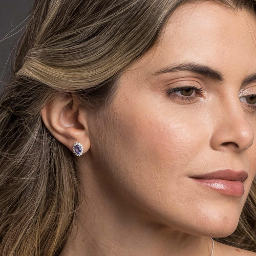 Brinco de Prata Coleção Queens Cristal Tanzanita 5x7 e Zircônias Brancas