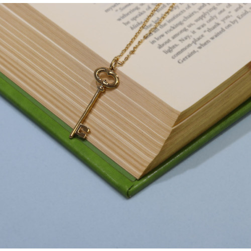 Pingente de Prata Chave Revestida em Ouro 18k 13x37mm